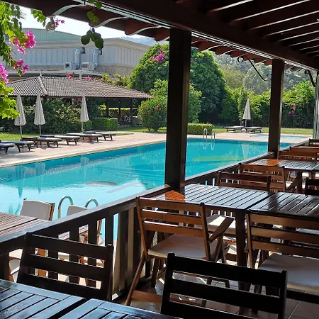 Otel Efe Gocek 2*