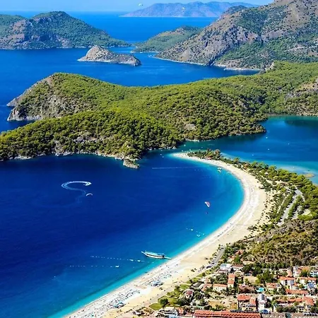 Hotel Efe Gocek 2*